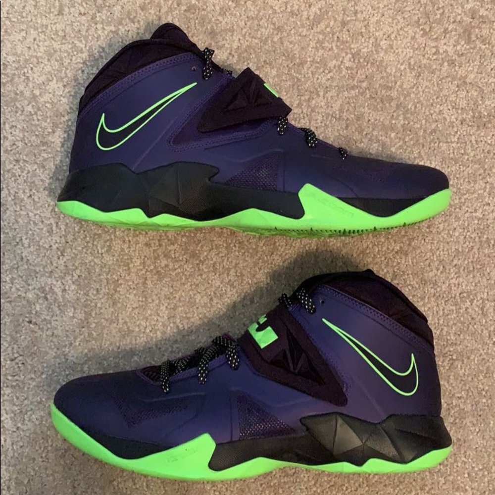 Lebron Zoom Soldier